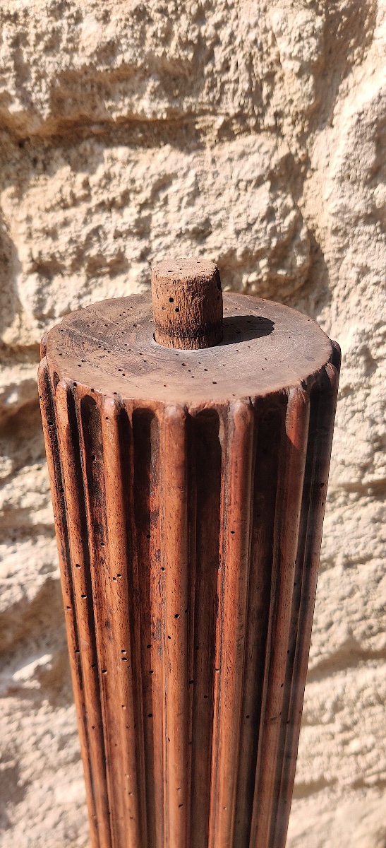 Paire de grandes colonnes Renaissance en noyer , France , époque 17/18 ème .-photo-3