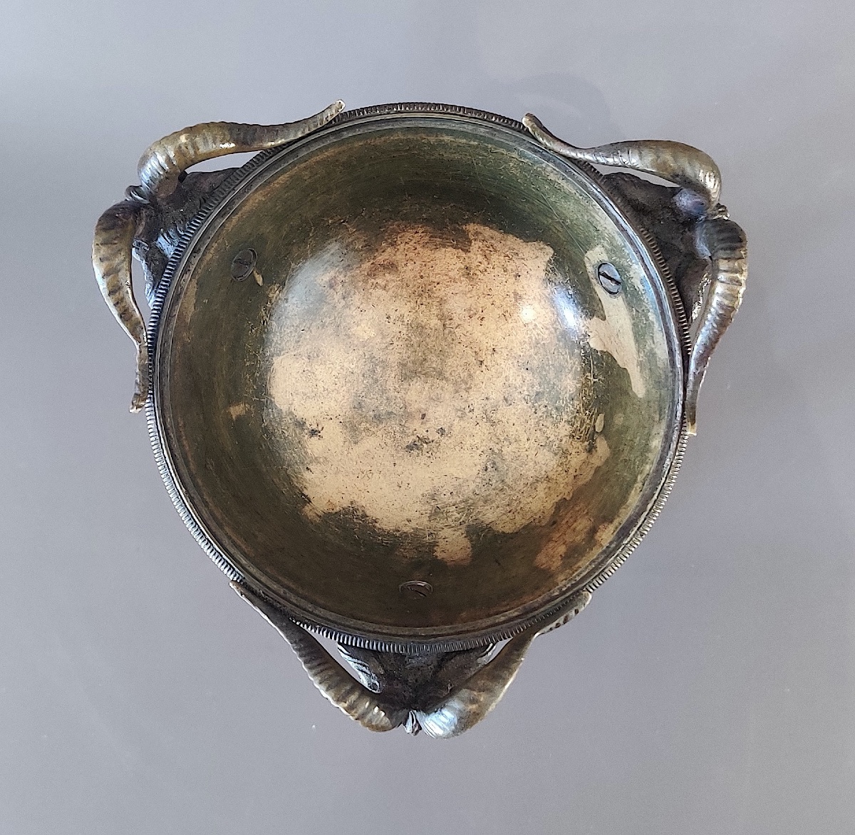 Antique-style Tripod Cup In Patinated Bronze, 19th Century.-photo-5