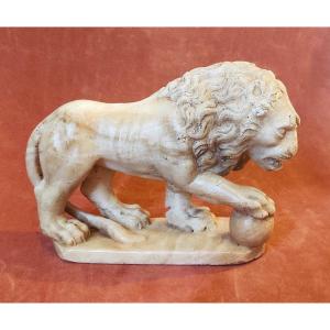 “medici” Lion In Ribboned Alabaster, Grand Tour, 19th Century