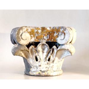 Chapiteau d'ordre corinthien en marbre blanc sculpté , époque XIXème
