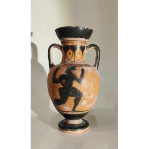Petit vase de style grec à figures noires , terre cuite peinte , Italie , fin XIXème.