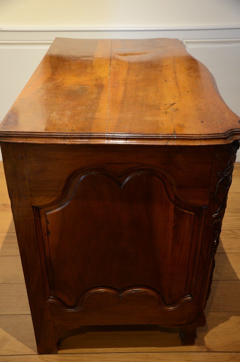 Curved Chest Of Drawers From The Louis XV Period.-photo-4