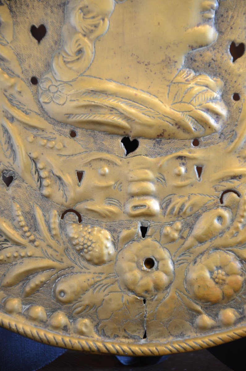 Basin Cover. Seventeenth Century.-photo-2