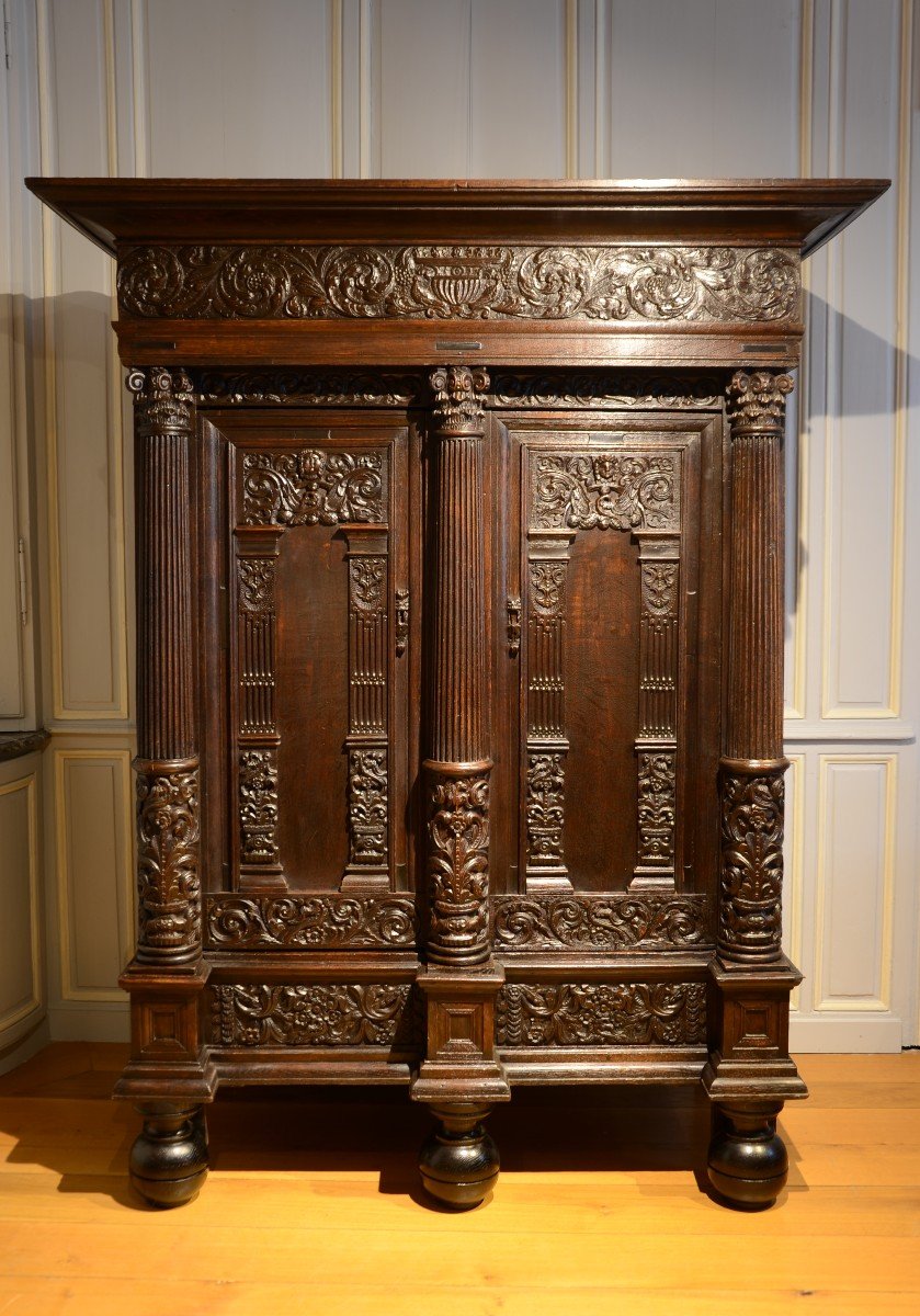 Carved Natural Wood Cabinet. Seventeenth Century.