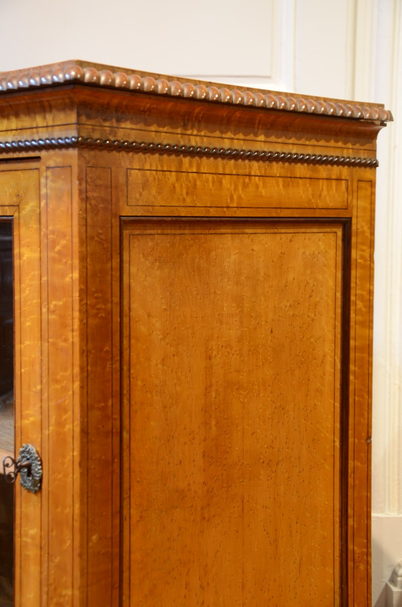 Petite vitrine d'époque Charles X.-photo-7