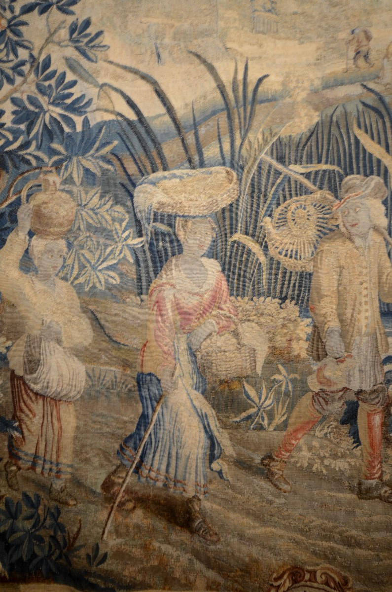 Tapisserie d'Aubusson. Dix-huitième siècle.-photo-2