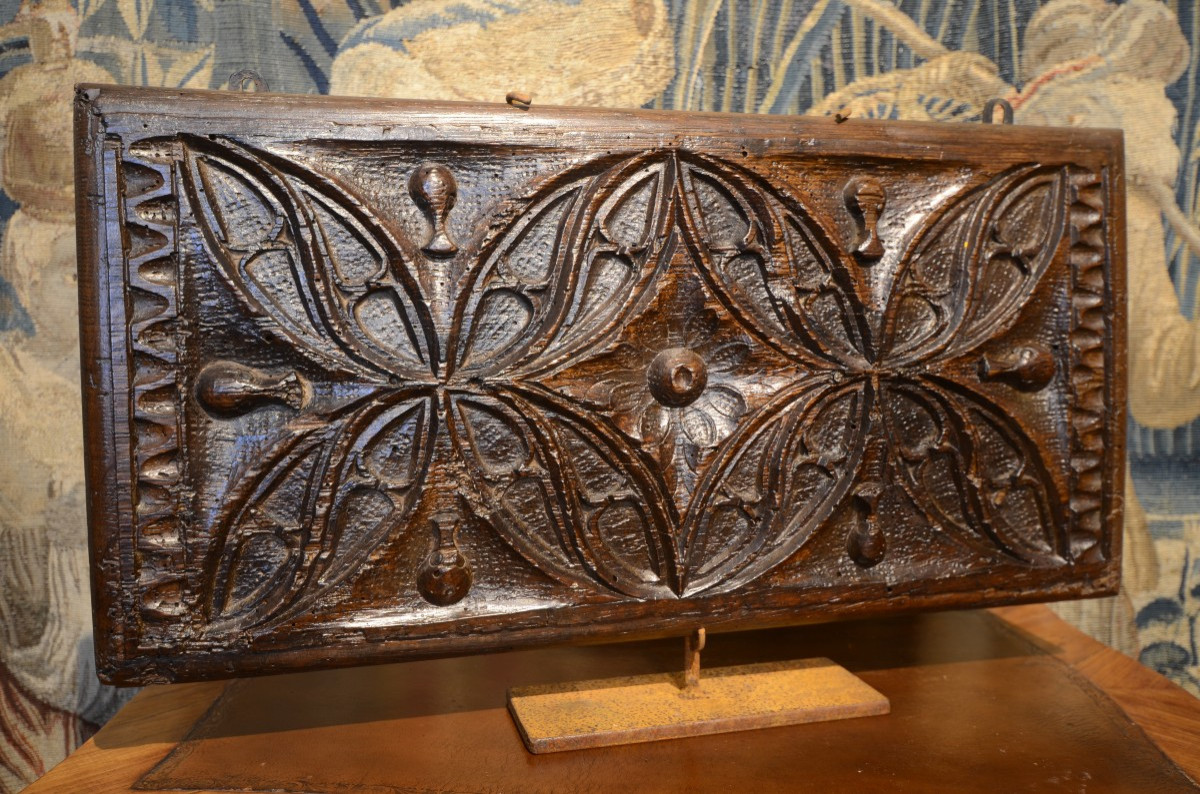 Gothic Period Panel.-photo-2