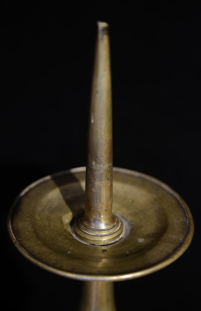 Paire de pique cierge. Début du dix-septième siècle.-photo-4
