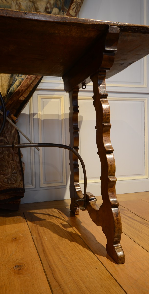 Beautiful Italian Table. Seventeenth Century.-photo-7