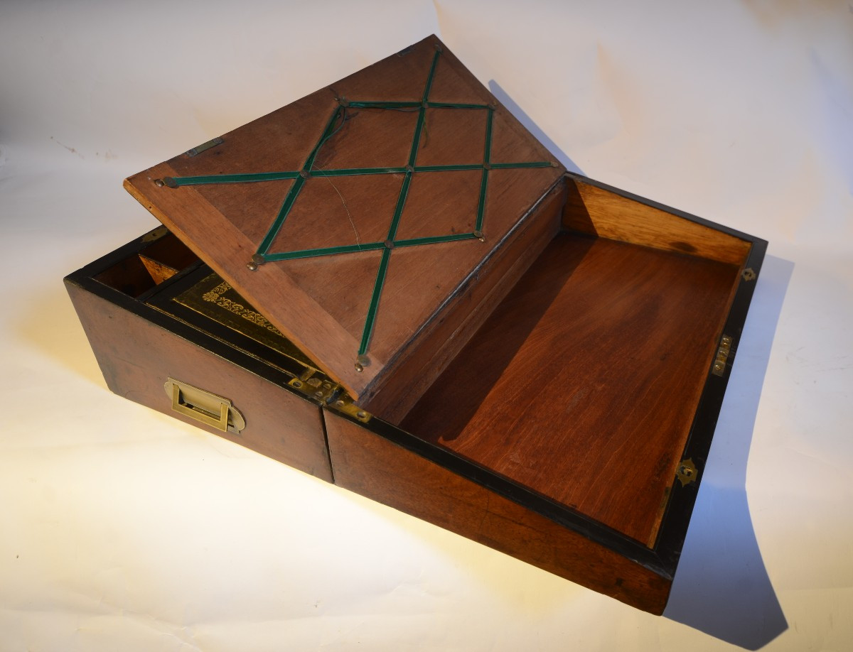 Writing Desk. Nineteenth Century.-photo-4