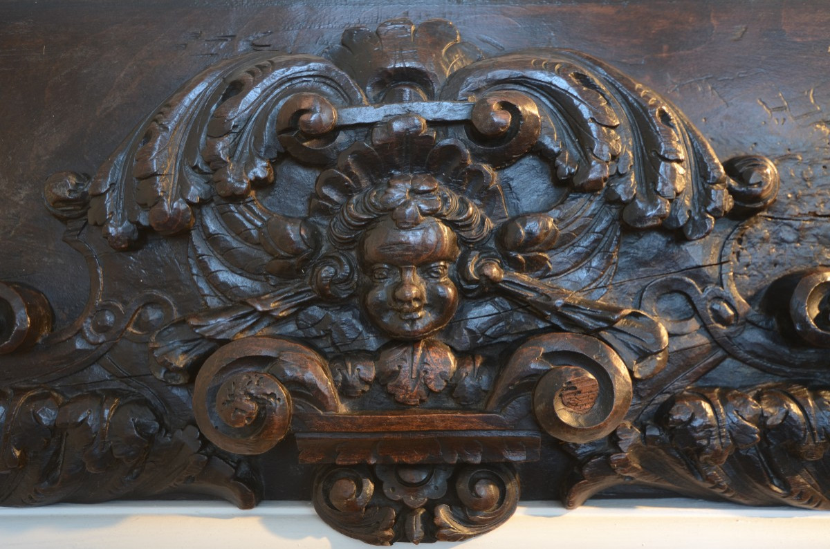 Petit panneau sculpté. Dix-septième siècle.-photo-4