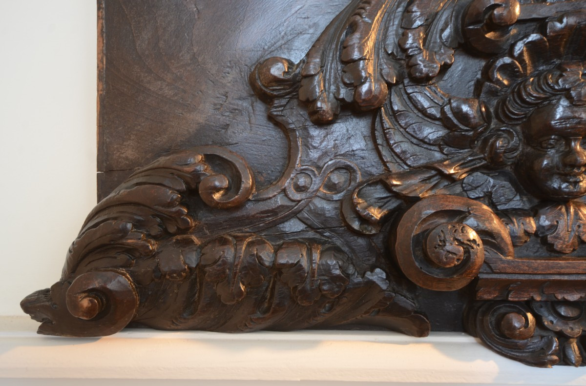 Petit panneau sculpté. Dix-septième siècle.-photo-3