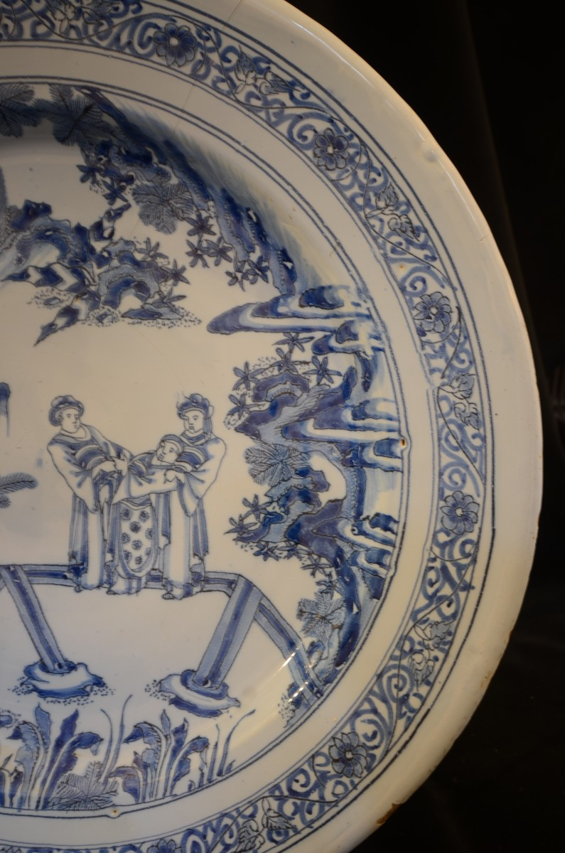 Chinese-style Dish. Nevers. Seventeenth Century.-photo-1