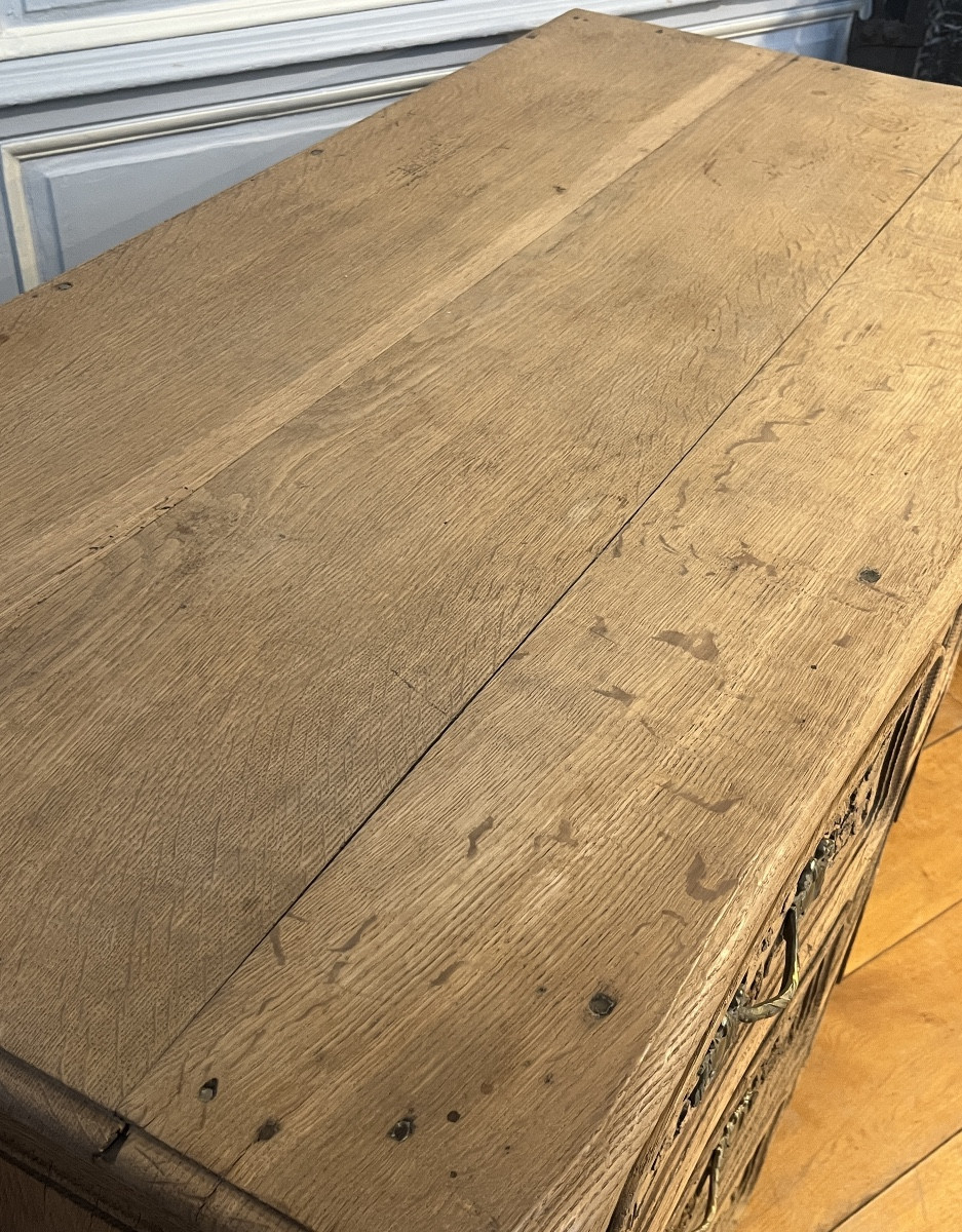 Louis XV Period Curved Chest Of Drawers.-photo-1