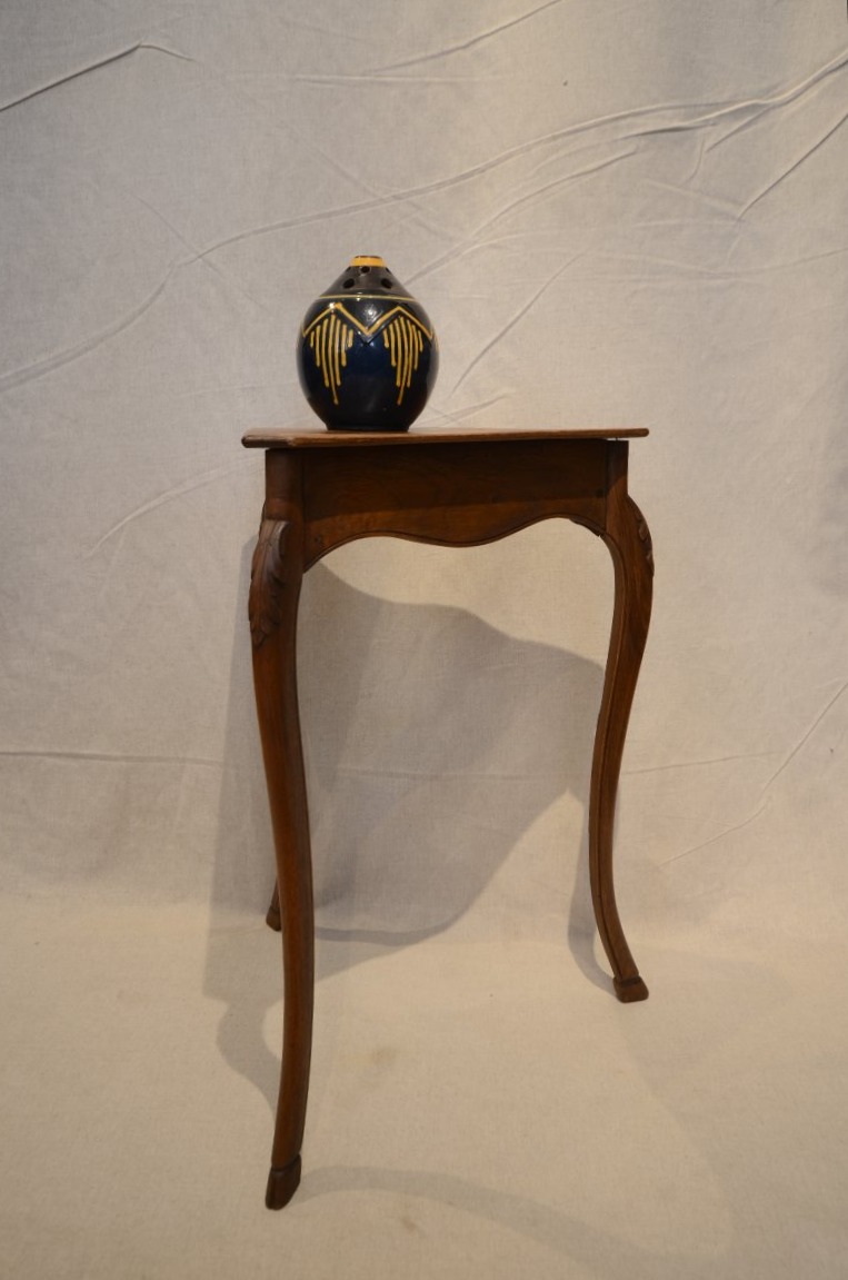 Small Flying Table. Eighteenth Century.-photo-2