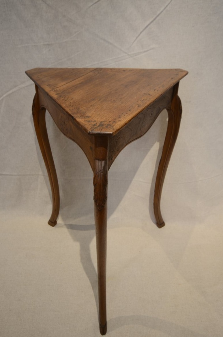 Small Flying Table. Eighteenth Century.-photo-4