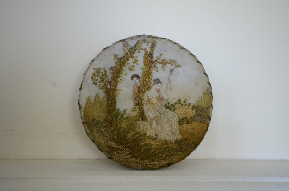 Paire de broderies. Epoque Restauration.-photo-5