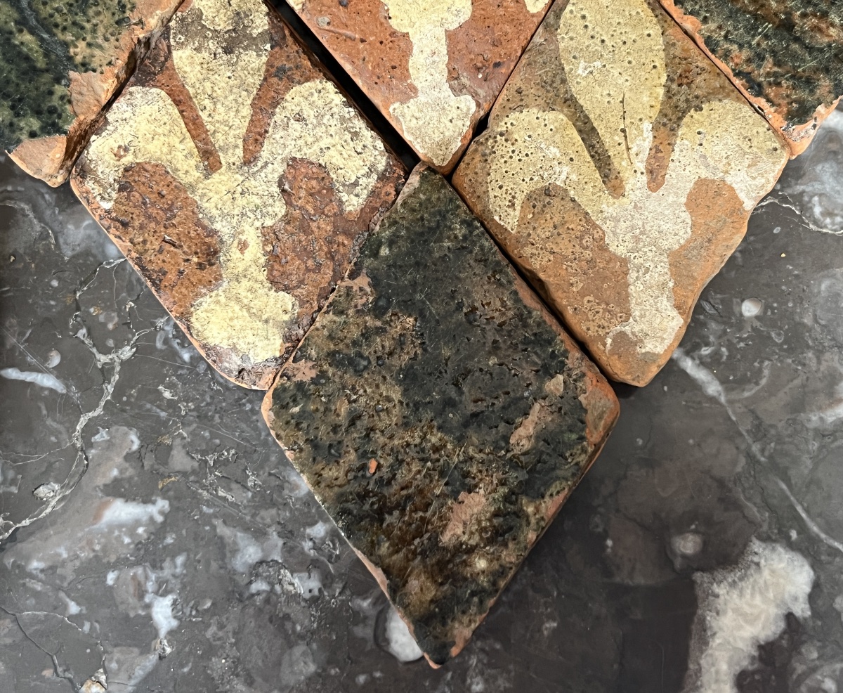 Ensemble de neuf carreaux médiévaux.-photo-4