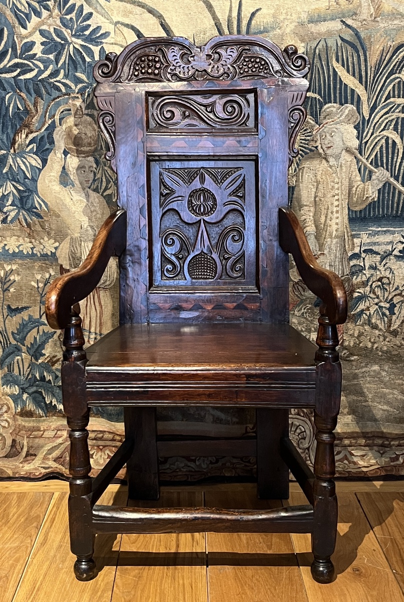 Fauteuil Charles Ier. Dix-septième siècle.-photo-2