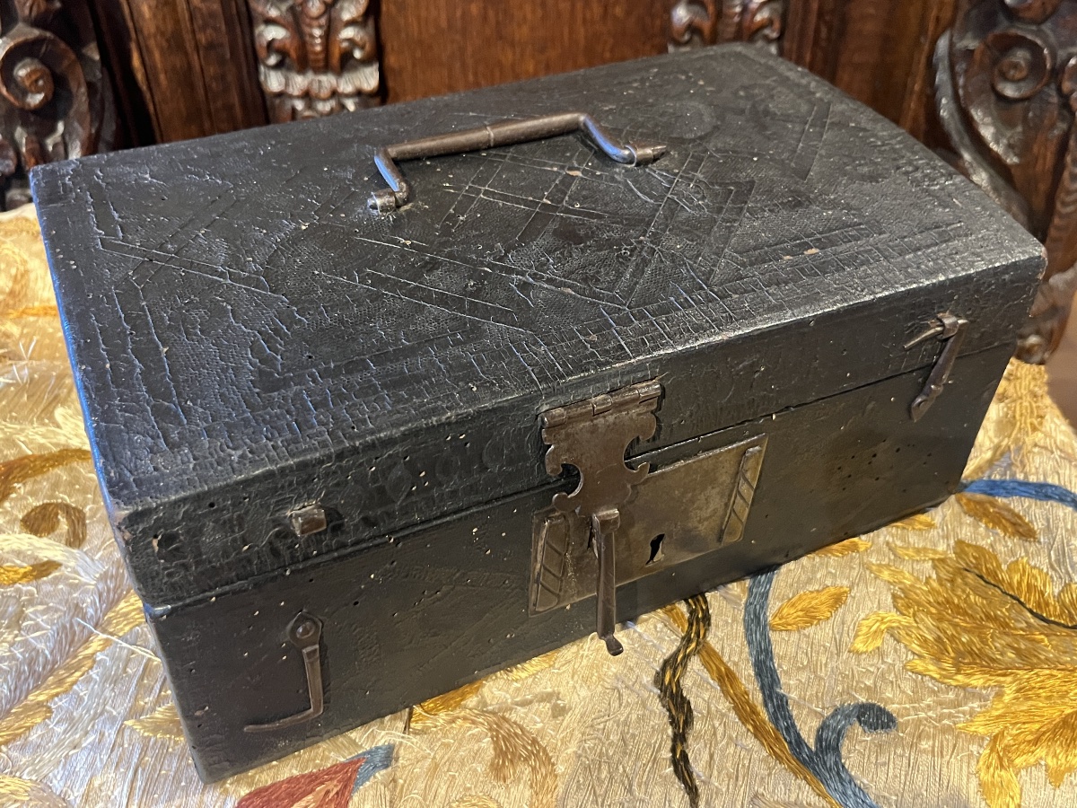 Coffret de messager. Dix-septième siècle.-photo-2