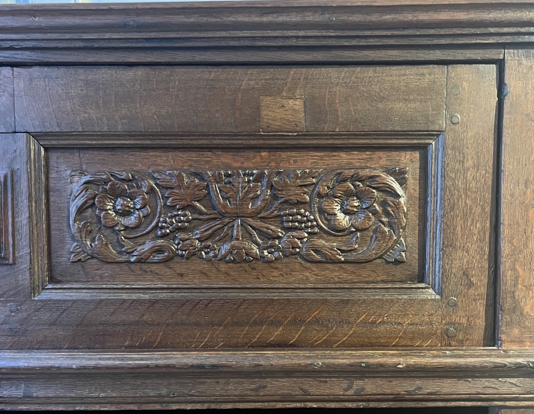 Buffet flamand. Dix-septième siècle.-photo-2
