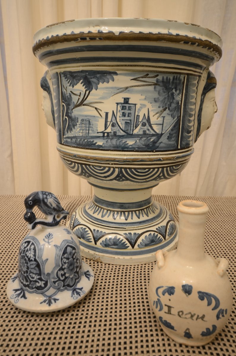 Nevers Earthenware Planter. 18th Century.-photo-2