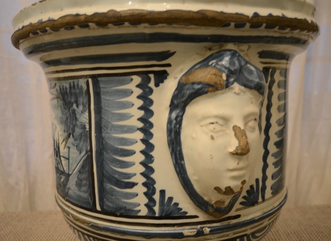 Nevers Earthenware Planter. 18th Century.-photo-3