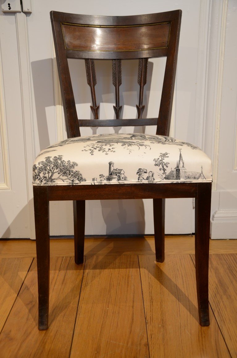 Set Of Four Elegant Directoire Period Chairs.-photo-2