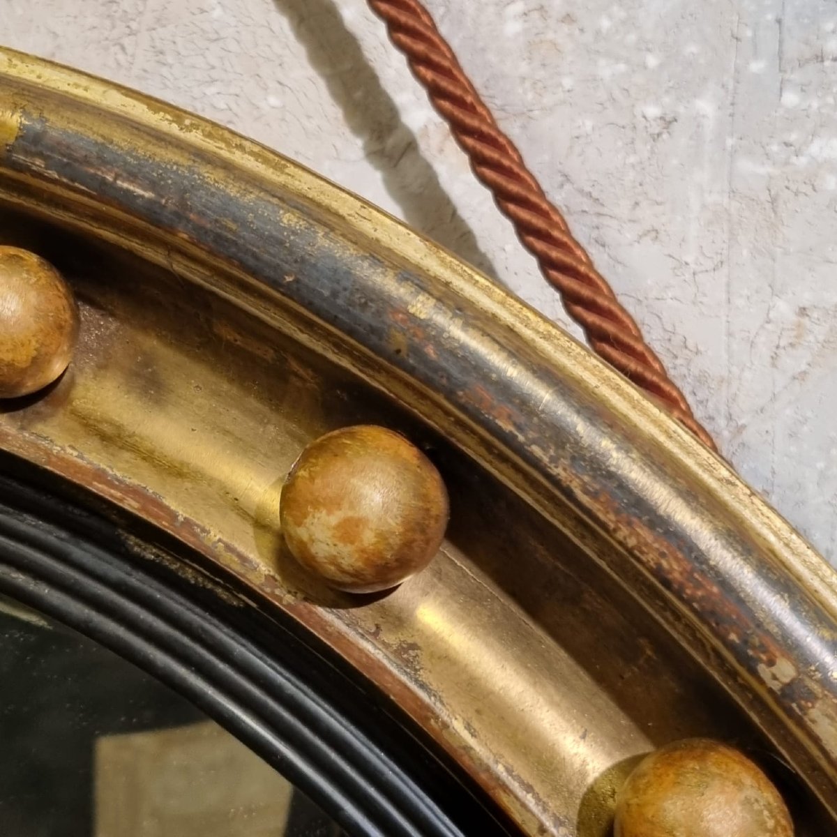 Witch's Mirror-photo-3