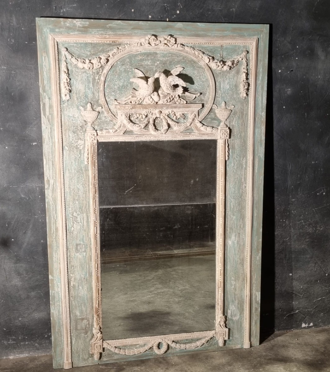 Important trumeau de boiserie de style Louis XVI en bois sculpté et patiné