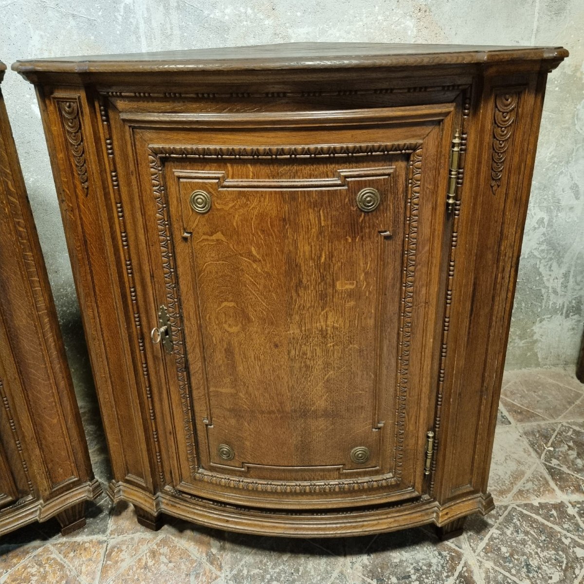 Pair Of Louis XVI Style Corner Cupboards-photo-2