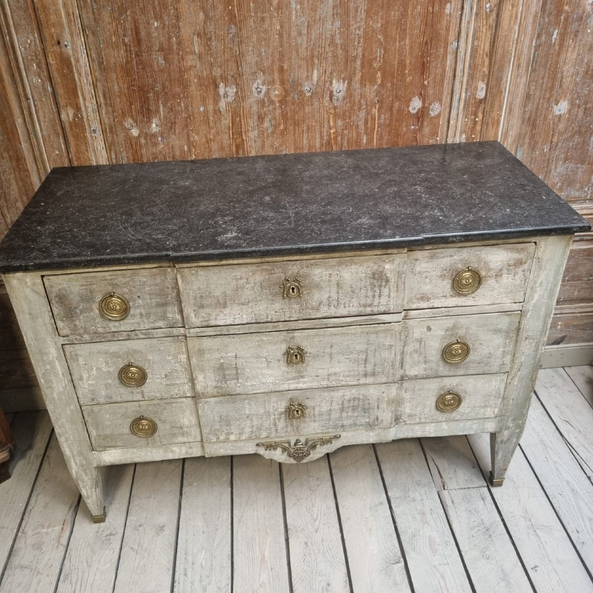 Commode-photo-2