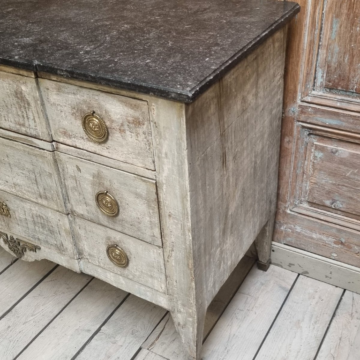Commode-photo-3