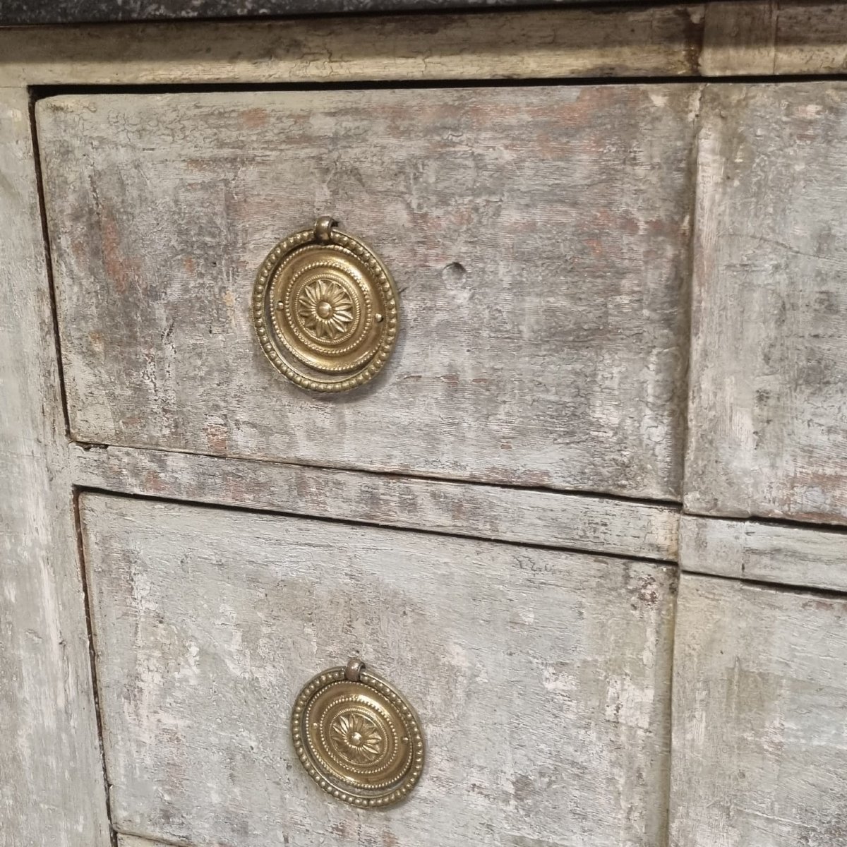 Commode-photo-1