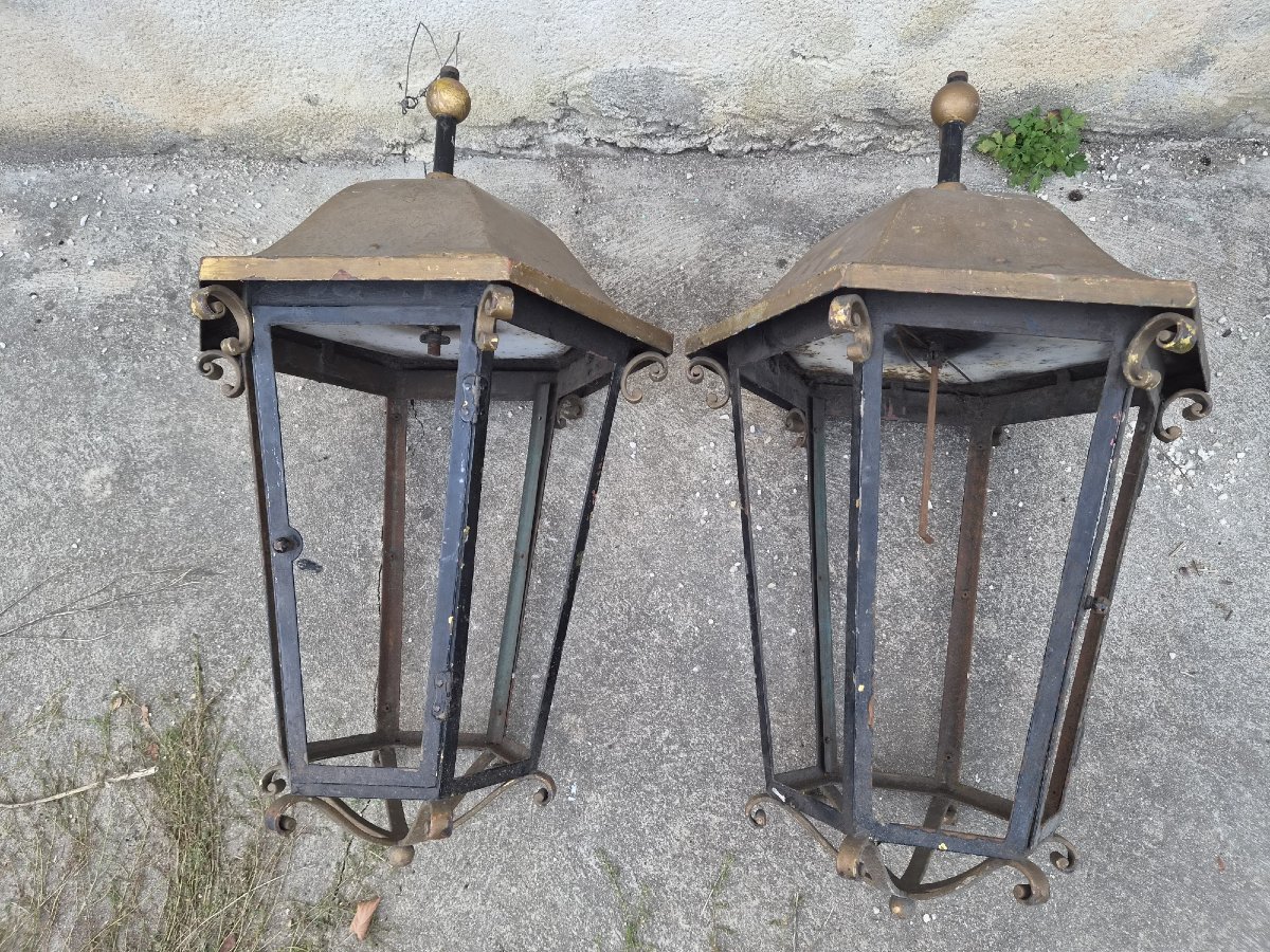 Important Pair Of Large Riveted Iron Castle Lanterns – Circa 1900-photo-4