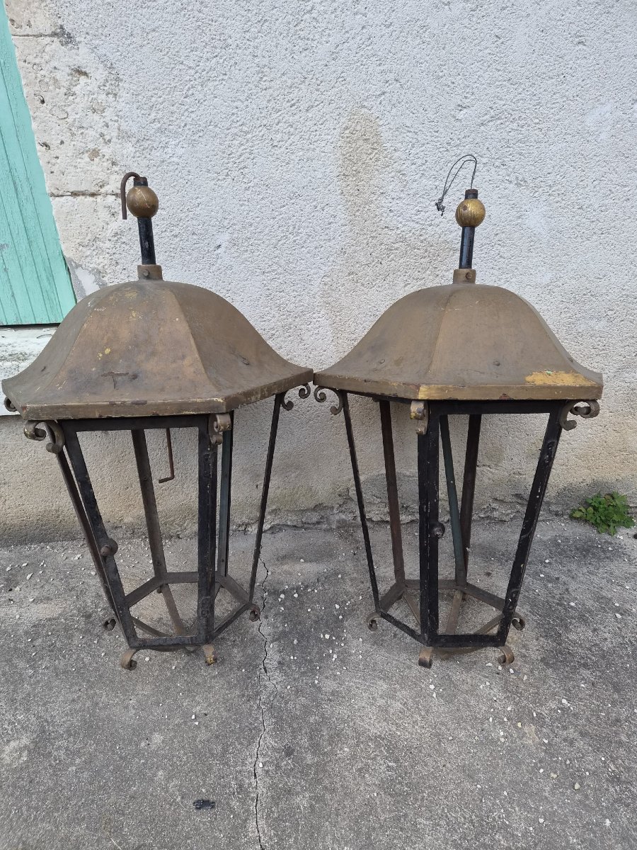 Important Pair Of Large Riveted Iron Castle Lanterns – Circa 1900