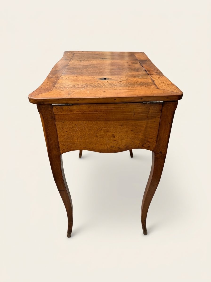 Louis XV-era Dressing Table Or Powder Table In Solid Walnut – 18th Century-photo-3