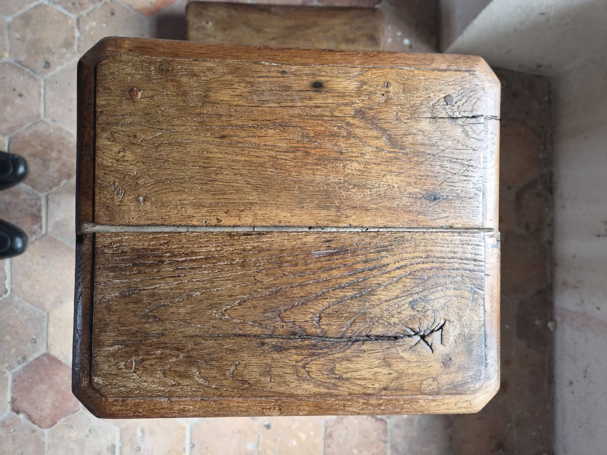 18th-century Cantor's Stool Made Of Solid Oak, -photo-4