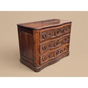 Curved Paneled Chest Of Drawers With A Base On A Plinth, Louis XIV Period