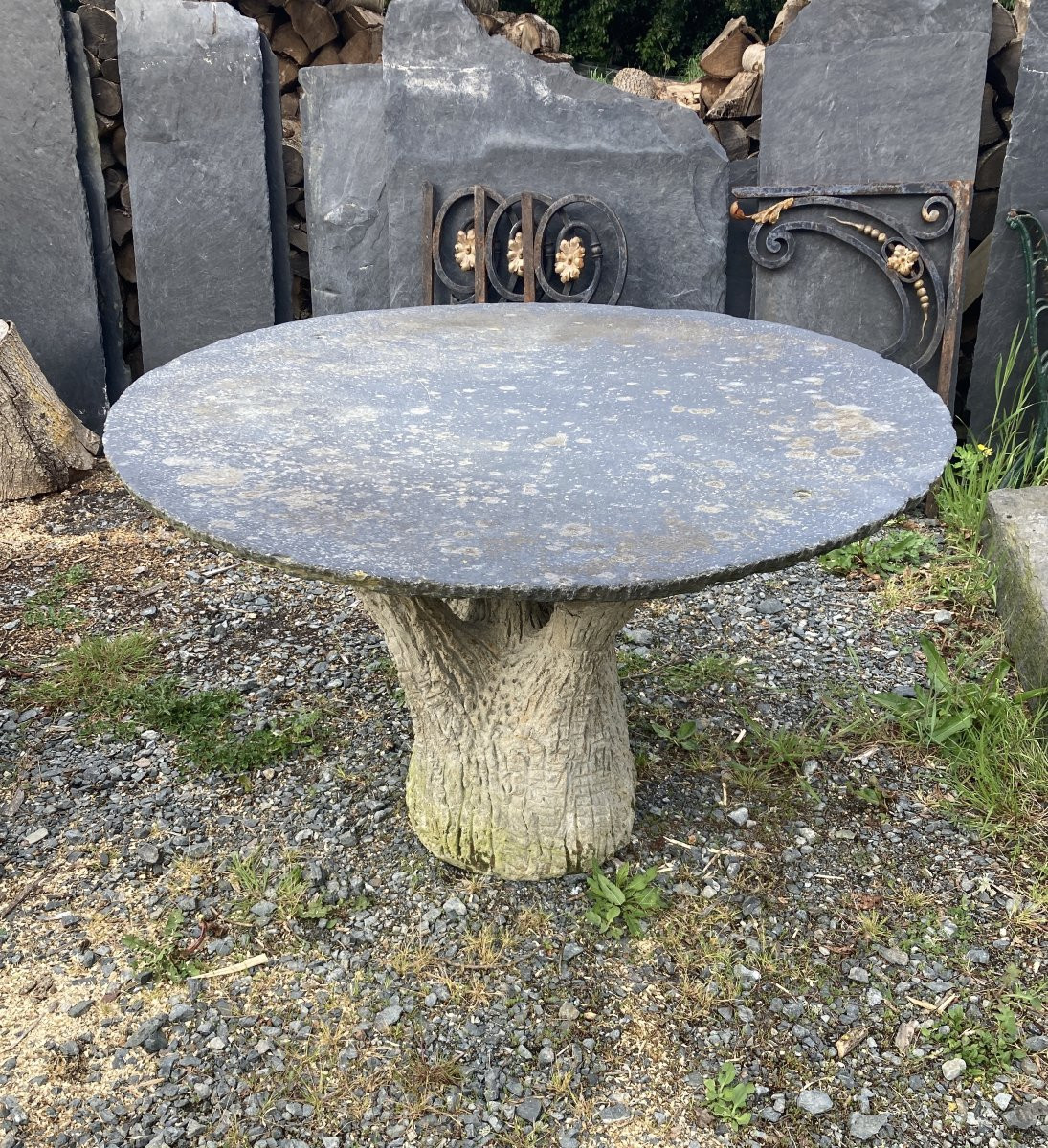 Garden Stone Table-photo-4