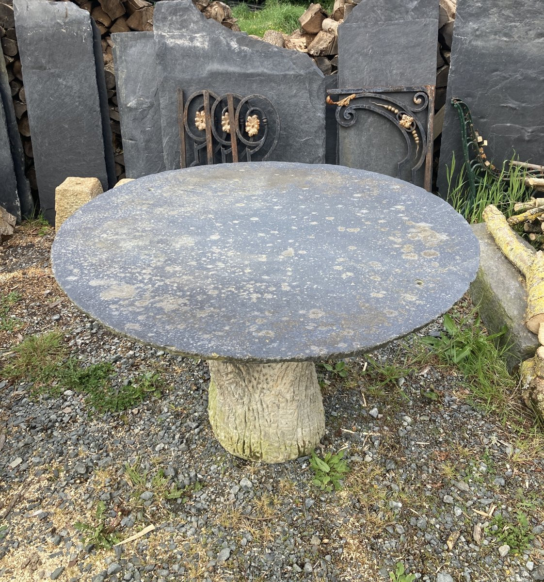Garden Stone Table-photo-2