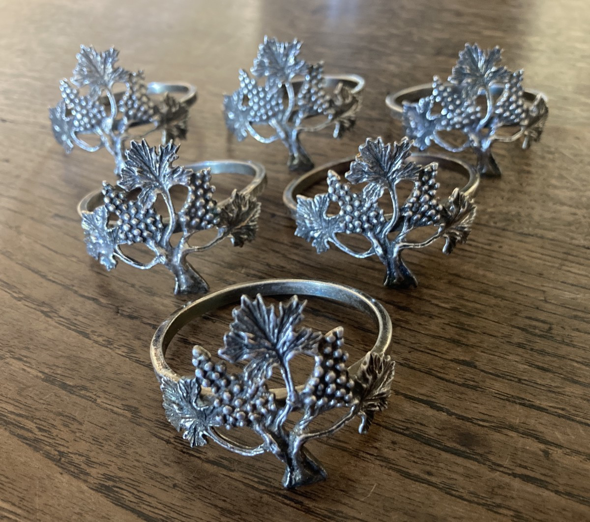 Napkin Rings / Set Of 6 / Lale / Vine Branch