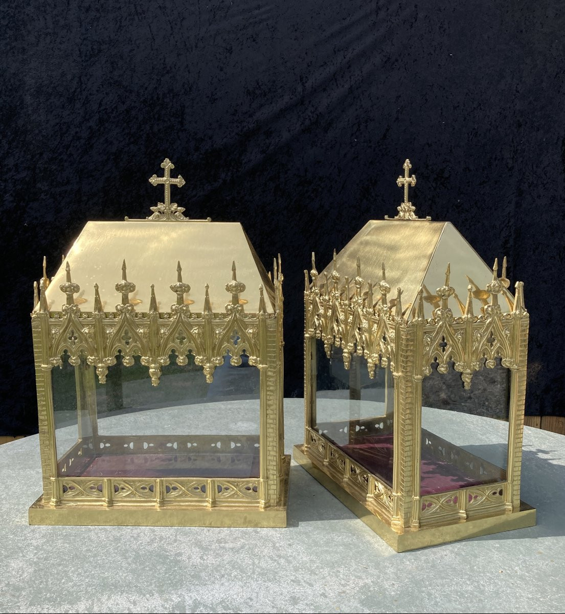 Ch&acirc;sses reliquaire en bronze dor&eacute; -photo-4