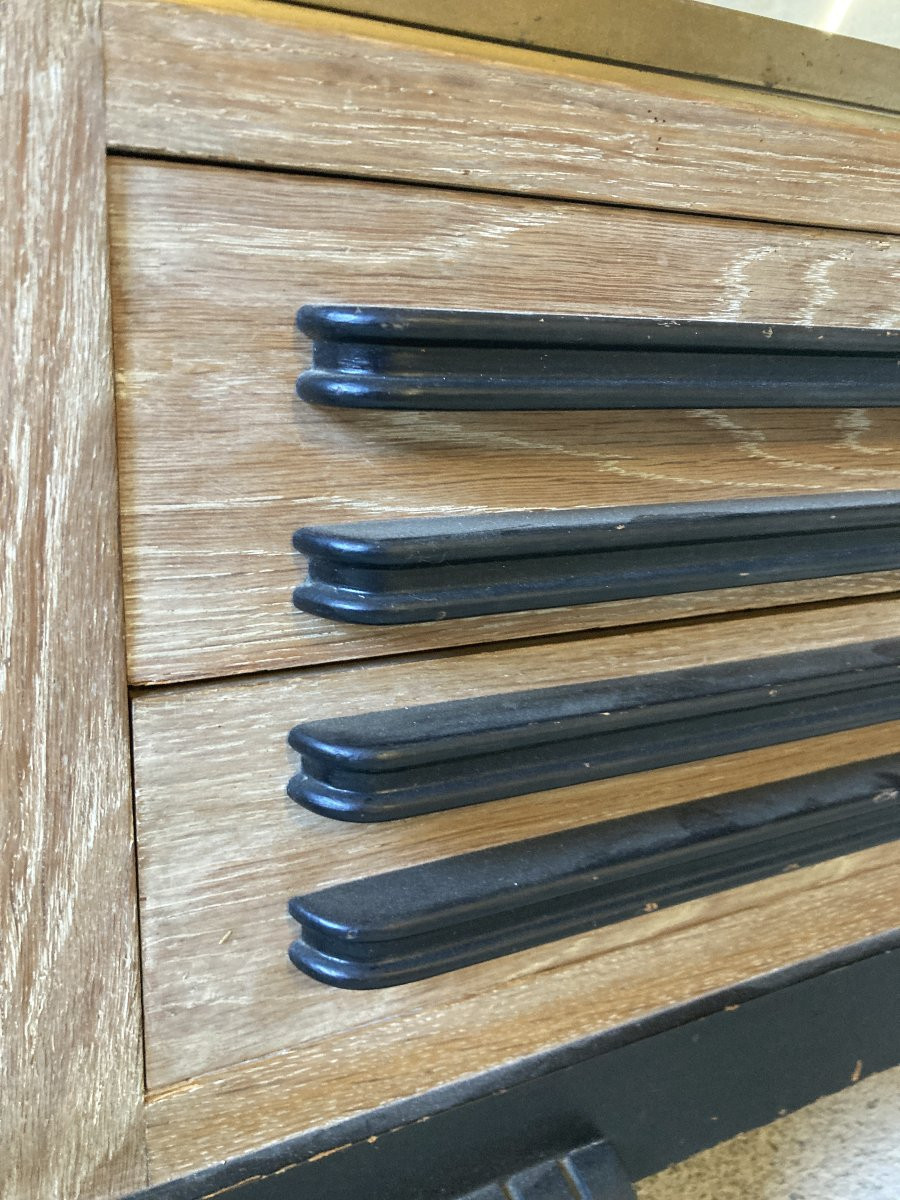 Art Deco Display Cases.-photo-3