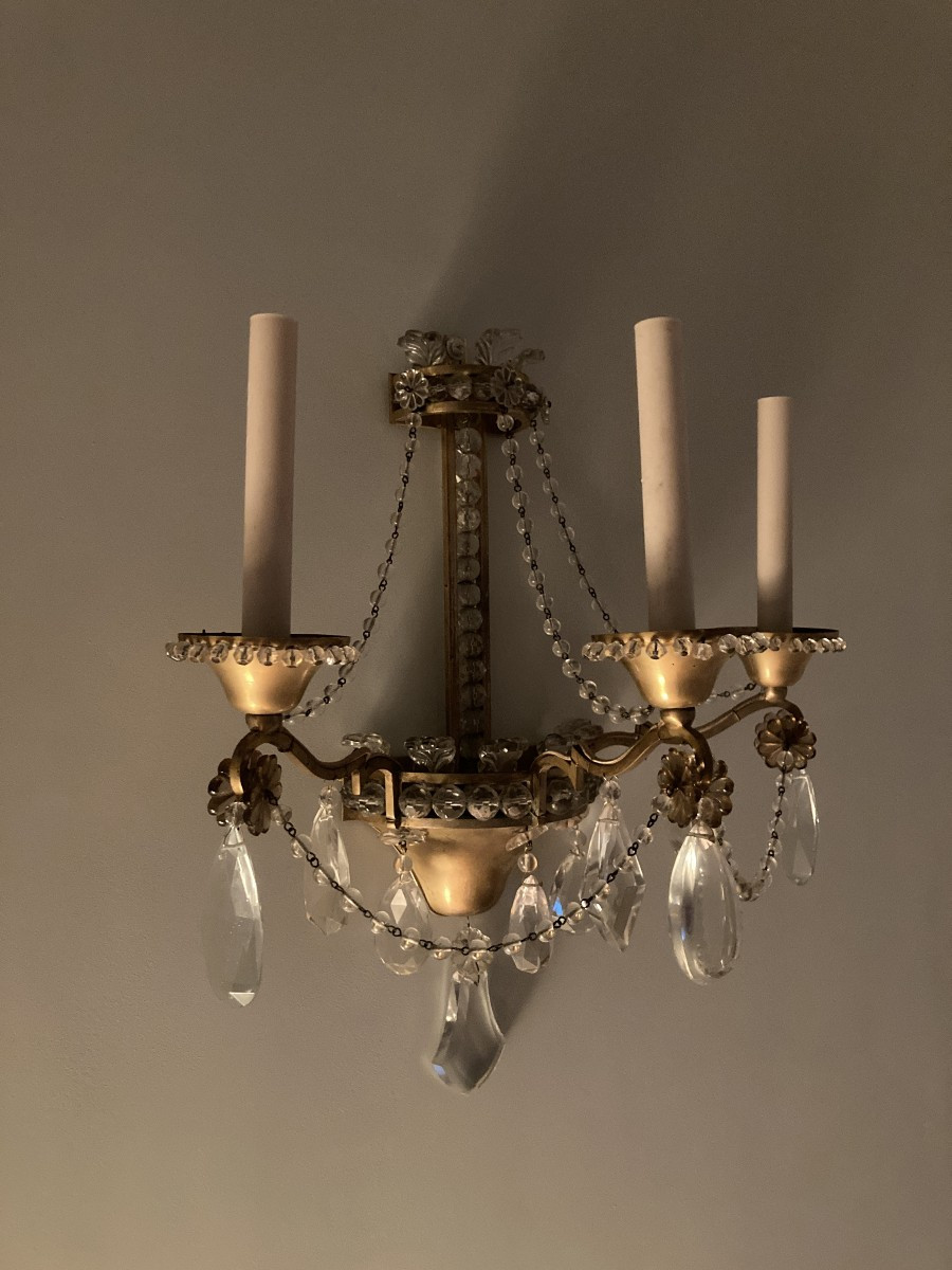 Pair Of Wall Sconces In Gilt Bronze, Crystals And Pearls.-photo-3