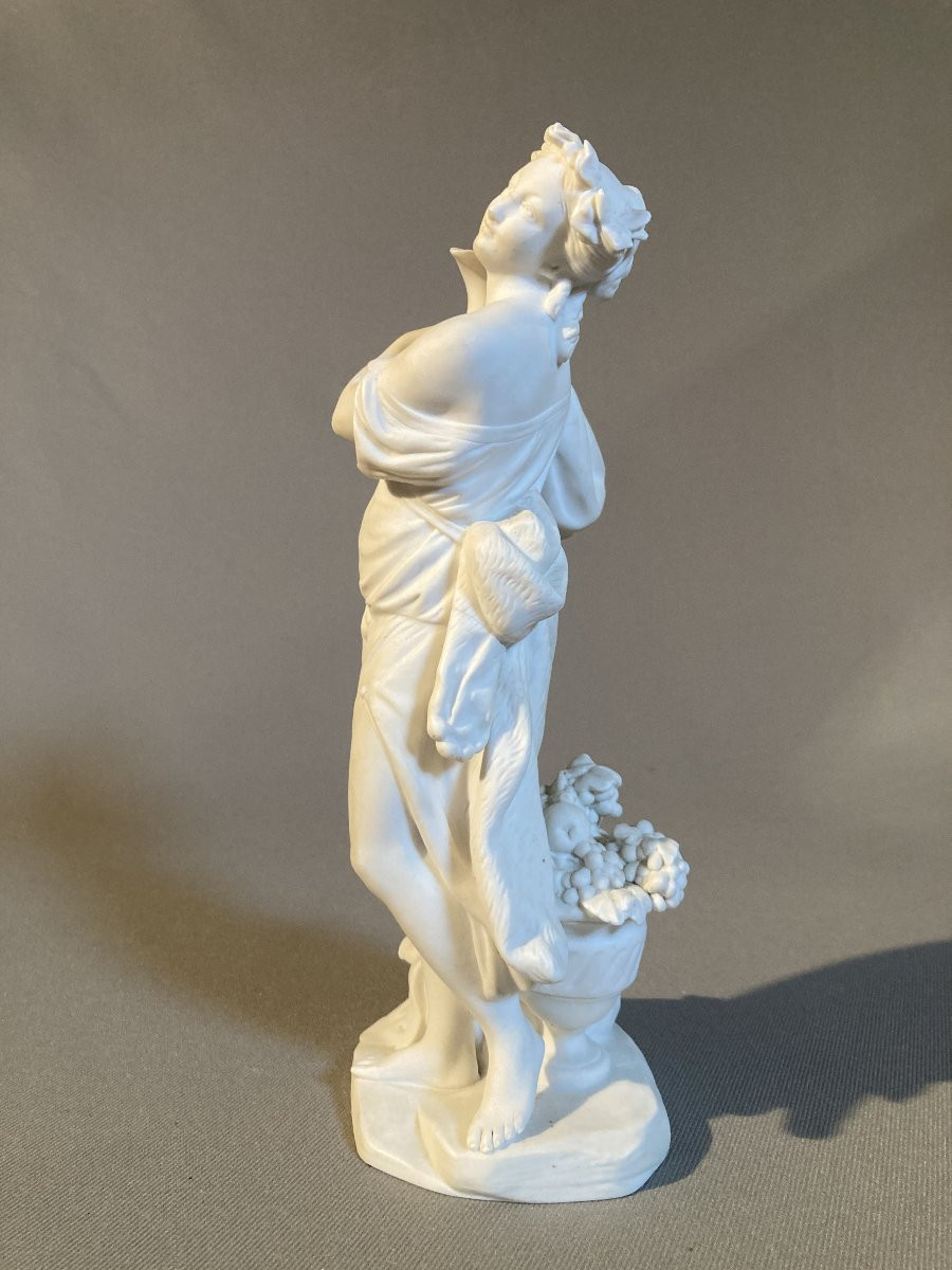 "Bacchante au vase" biscuit de Sèvres 1906-photo-2