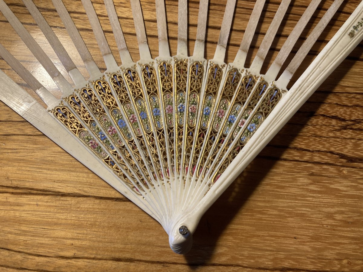 19th Century Fan Mount.-photo-3