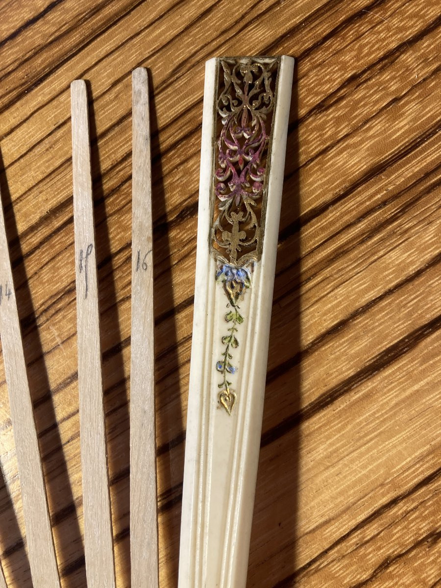 19th Century Fan Mount.-photo-4