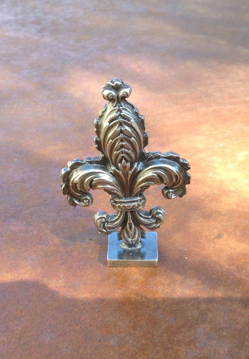 Fleur De Lys Stamp-photo-4
