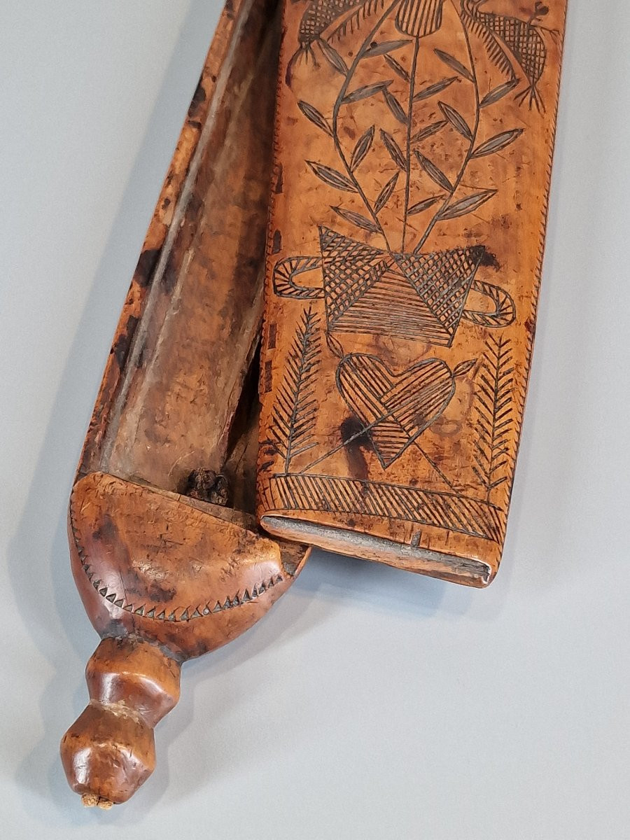 Engraved Boxwood Tobacco Grater - Folk Art From The Late 18th - Early 19th Century-photo-3